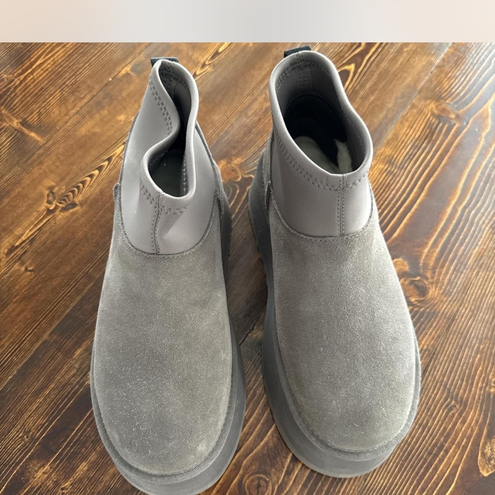 UGG Classic Mini Dipper